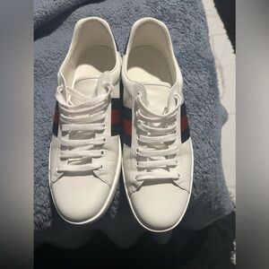 Gucci men’s ace sneakers. Size 11
